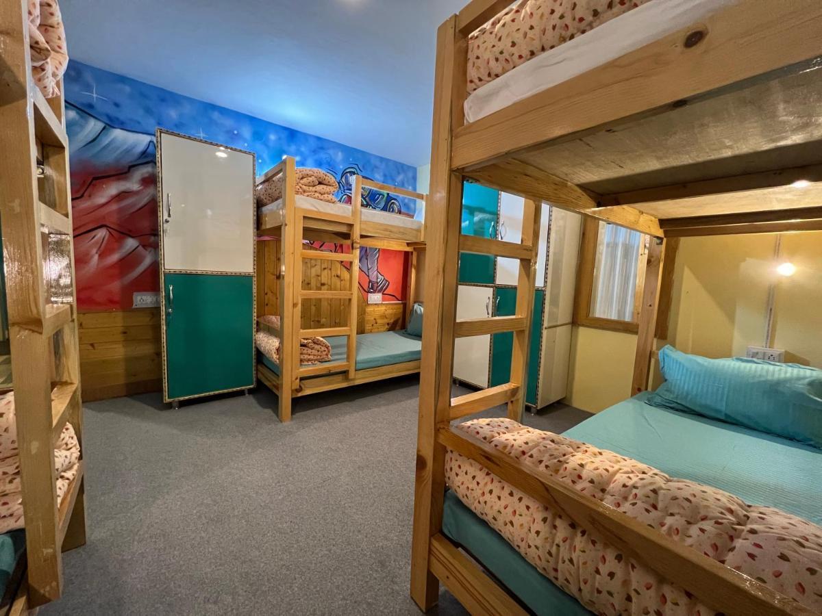بيت شباب The Vagabond Manali المظهر الخارجي الصورة